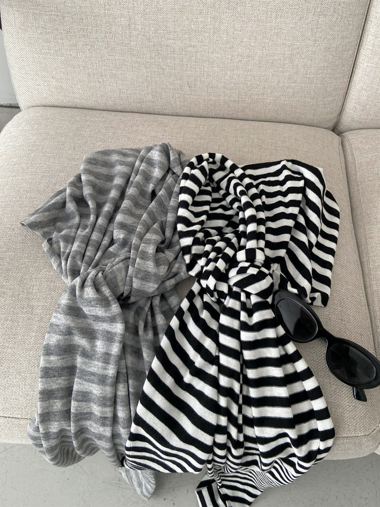 Soft Relaxed Striped Knitted Shawl - Sun Grapefruit Layering Cape in Sheep Wool, High-End Small Scarf for Women Soft Relaxed Striped Knitted Shawl - Sun Grapefruit Layering Cape in Sheep Wool, High-End Small Scarf for Women