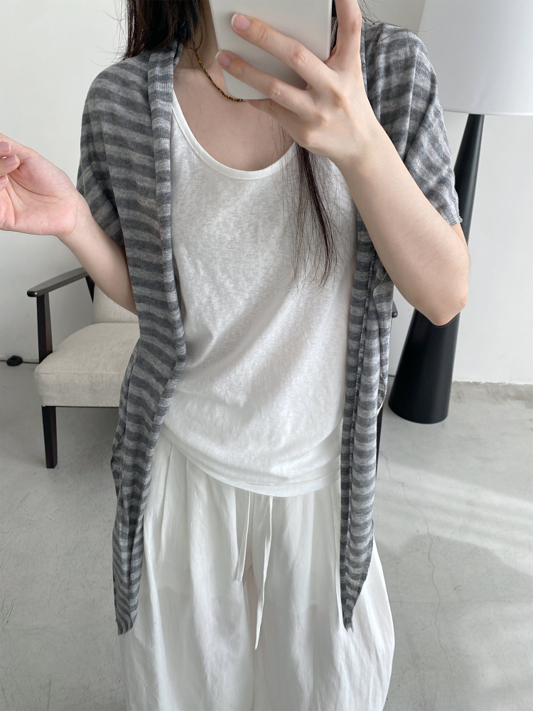 Soft Relaxed Striped Knitted Shawl - Sun Grapefruit Layering Cape in Sheep Wool, High-End Small Scarf for Women Soft Relaxed Striped Knitted Shawl - Sun Grapefruit Layering Cape in Sheep Wool, High-End Small Scarf for Women