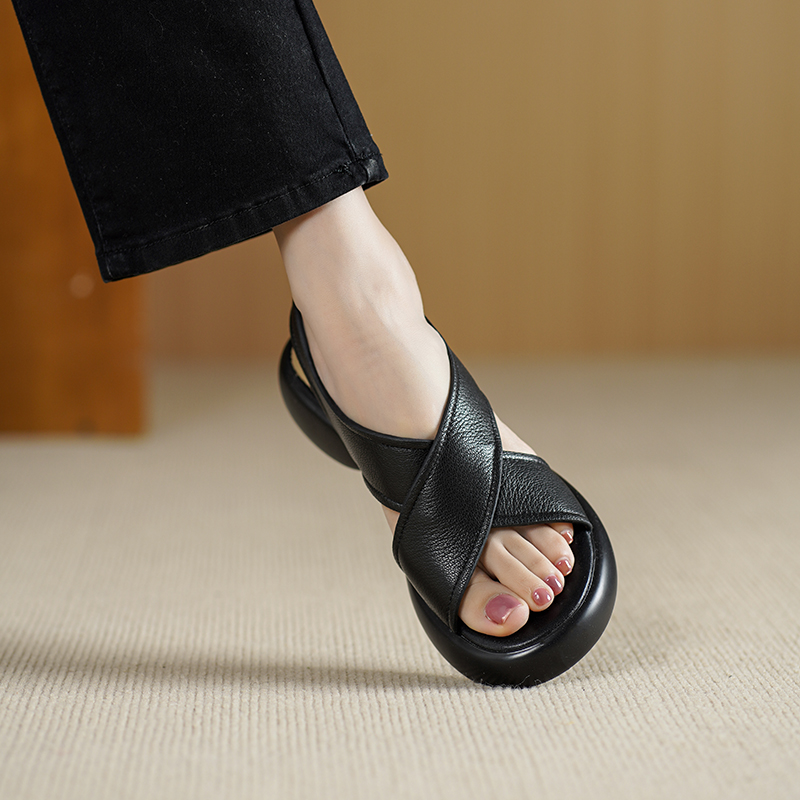Soft Sheepskin Cross Strap Open-Toe Sandals for Women - Comfortable Thick-Soled Summer Sandals, Versatile Fashion Footwear Soft Sheepskin Cross Strap Open-Toe Sandals for Women - Comfortable Thick-Soled Summer Sandals, Versatile Fashion Footwear