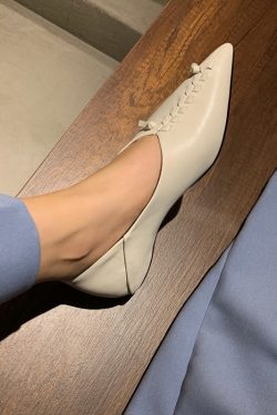 Soft Sole Non-Rubbing French Black Pointed Toe Leather Shoes with Internal Height Increase for Comfort and Style