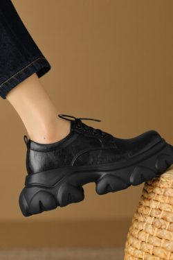 Soft-Soled Italian-Style Women's Shoes in Genuine Leather - Comfortable 6 cm Heels for Trendy, Fashionable Looks