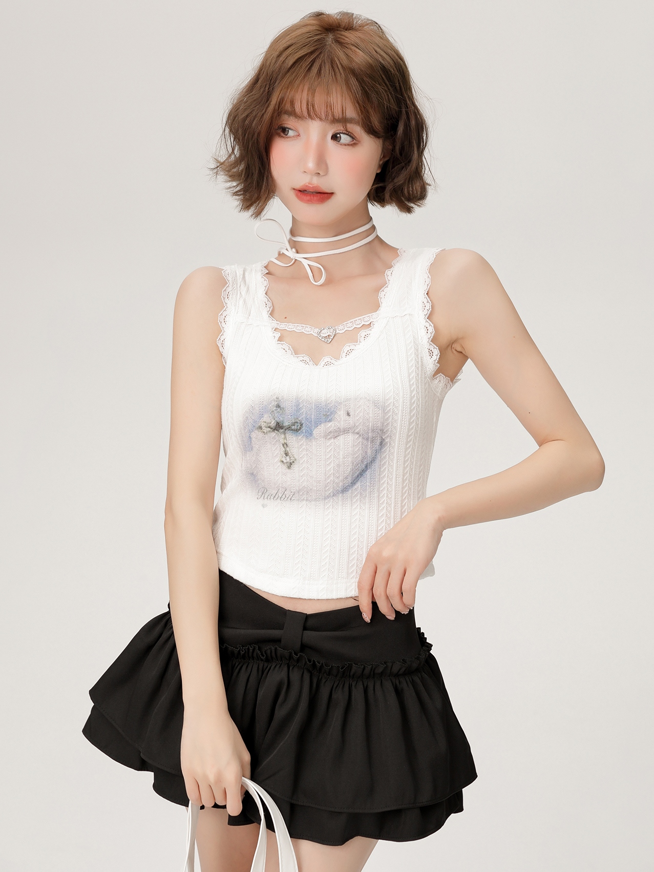 Spicy Girl Camisole with Lace Trim - Women's Summer Slim-Fit Top in American Style - Trendy Casual Fashion Spicy Girl Camisole with Lace Trim - Women's Summer Slim-Fit Top in American Style - Trendy Casual Fashion