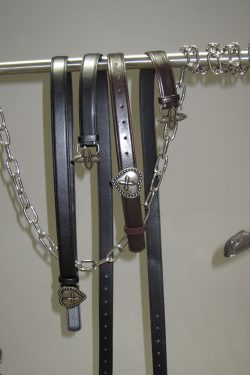 Spicy Girl Cross Heart Metal Thin Belt - Trendy Niche Accessory for 90s and Y2K Fashion Styles