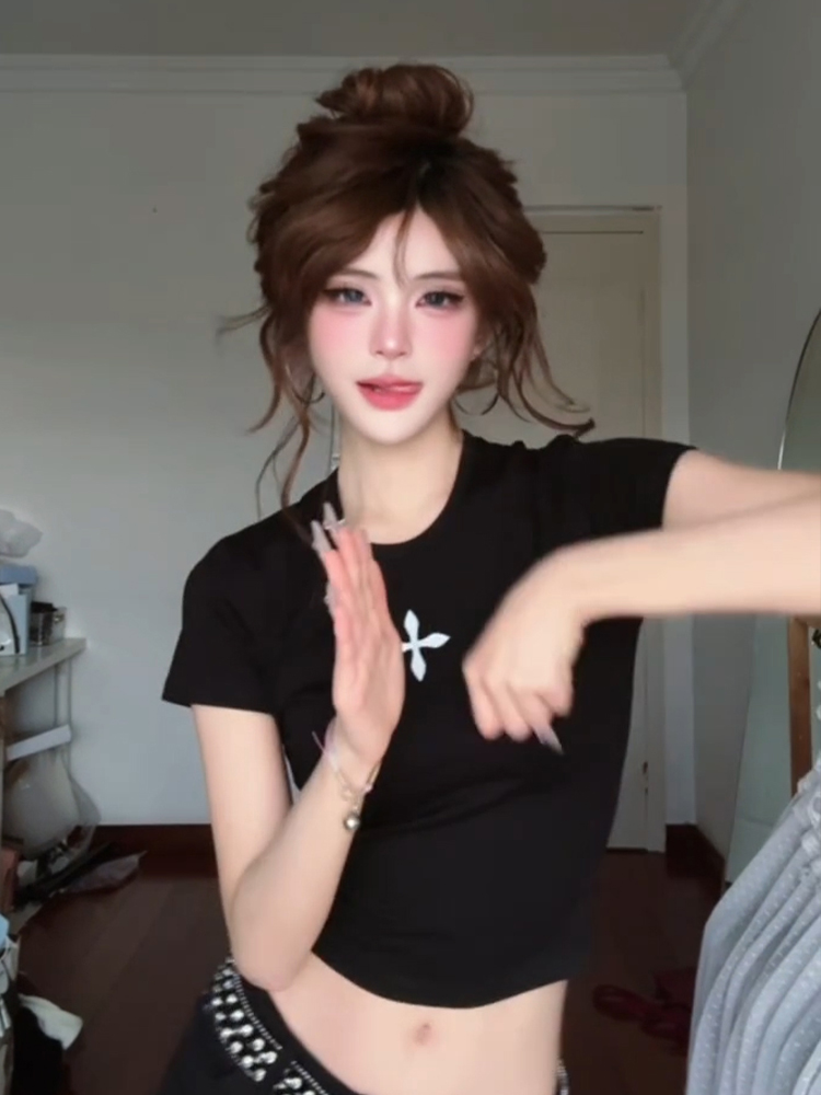 Spicy Girl Cross Print Shoulder T-Shirt for Women - Vintage Slim Fit Short Sleeve Top - Summer American Style Trend Spicy Girl Cross Print Shoulder T-Shirt for Women - Vintage Slim Fit Short Sleeve Top - Summer American Style Trend