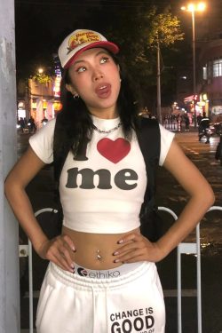 Spicy Girl Letter Print Slim-Fit Round Neck Short Sleeve T-Shirt for Women - American Style Summer Essential