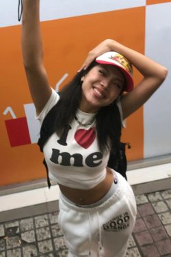 Spicy Girl Letter Print Slim-Fit Round Neck Short Sleeve T-Shirt for Women - American Style Summer Essential