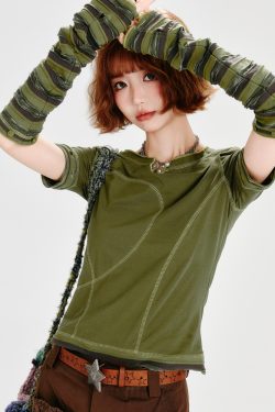 Spicy Girl Long Sleeve T-Shirt for Women with Striped Sleeves, Two-Way Wear, Slim Fit - American Style Fashion Top