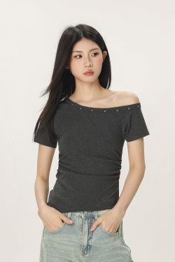 Spicy Girl Off-Shoulder Short Sleeve T-Shirt for Women - American Style Summer Slim Fit Top with Beautifully Tailored Waist