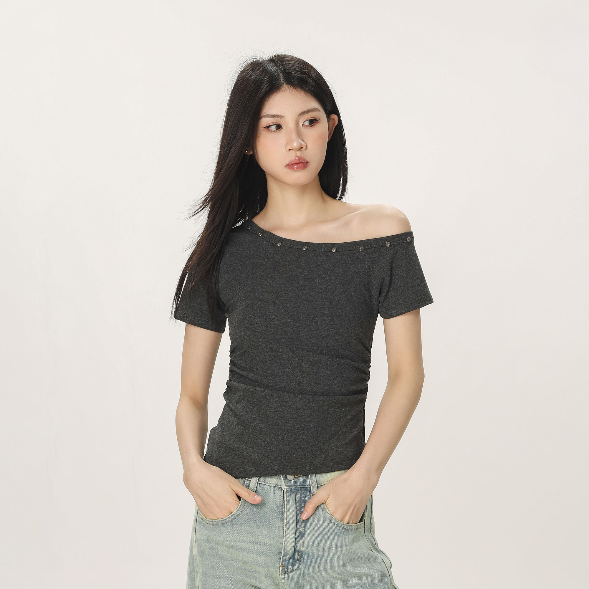 Spicy Girl Off-Shoulder Short Sleeve T-Shirt for Women - American Style Summer Slim Fit Top with Beautifully Tailored Waist Spicy Girl Off-Shoulder Short Sleeve T-Shirt for Women - American Style Summer Slim Fit Top with Beautifully Tailored Waist