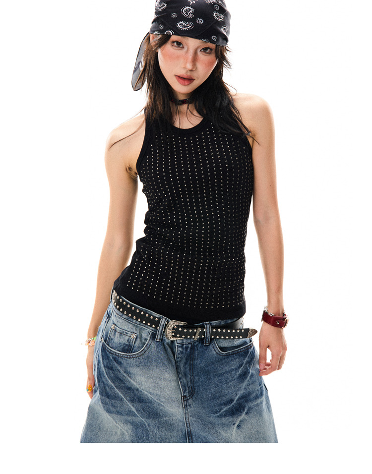 Spicy Girl Rhinestone Black Camisole - Slim Fit Summer Top for Women - American Style Fashion, Y2K Inspired Spicy Girl Rhinestone Black Camisole - Slim Fit Summer Top for Women - American Style Fashion, Y2K Inspired