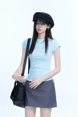 Spicy Girl Slim-Fit Short Sleeve T-Shirt - "Sit and Eat Until the Mountains Are Empty" - Women's Summer Casual Top