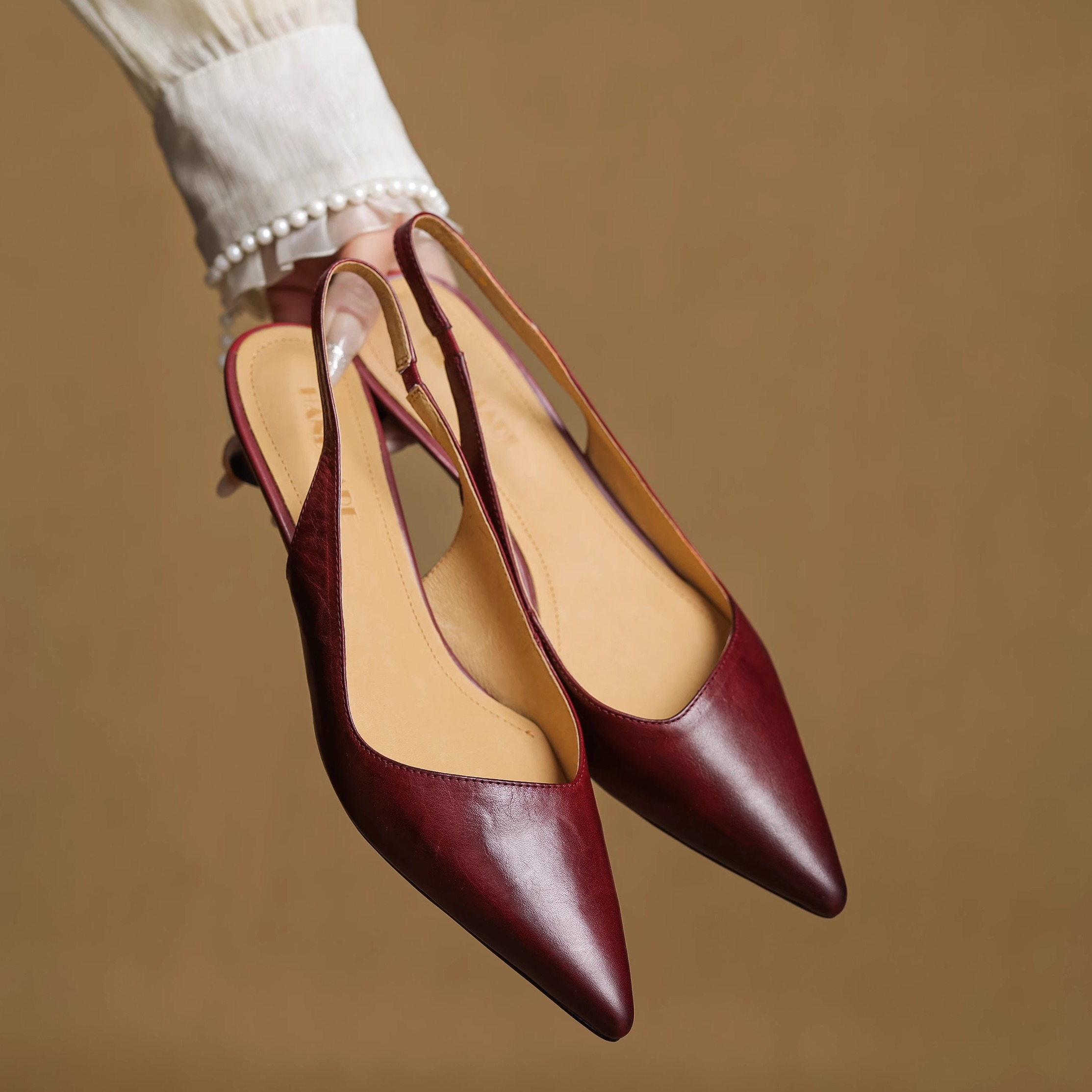 Spring Kitten Heel Closed-Toe Sandals for Women - Sexy Office Commuting Style Spring Kitten Heel Closed-Toe Sandals for Women - Sexy Office Commuting Style