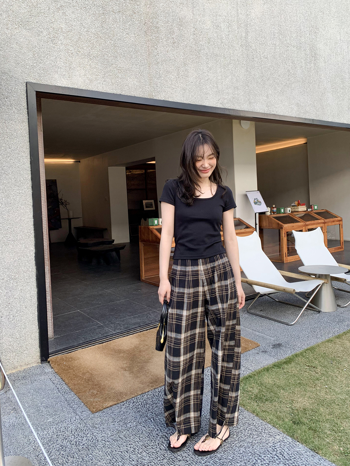 Square Neck Fitted Short Sleeve T-Shirt for Women - Solid Color Slim Fit Summer 2025 Top, Flattering Shoulder Style Square Neck Fitted Short Sleeve T-Shirt for Women - Solid Color Slim Fit Summer 2025 Top, Flattering Shoulder Style