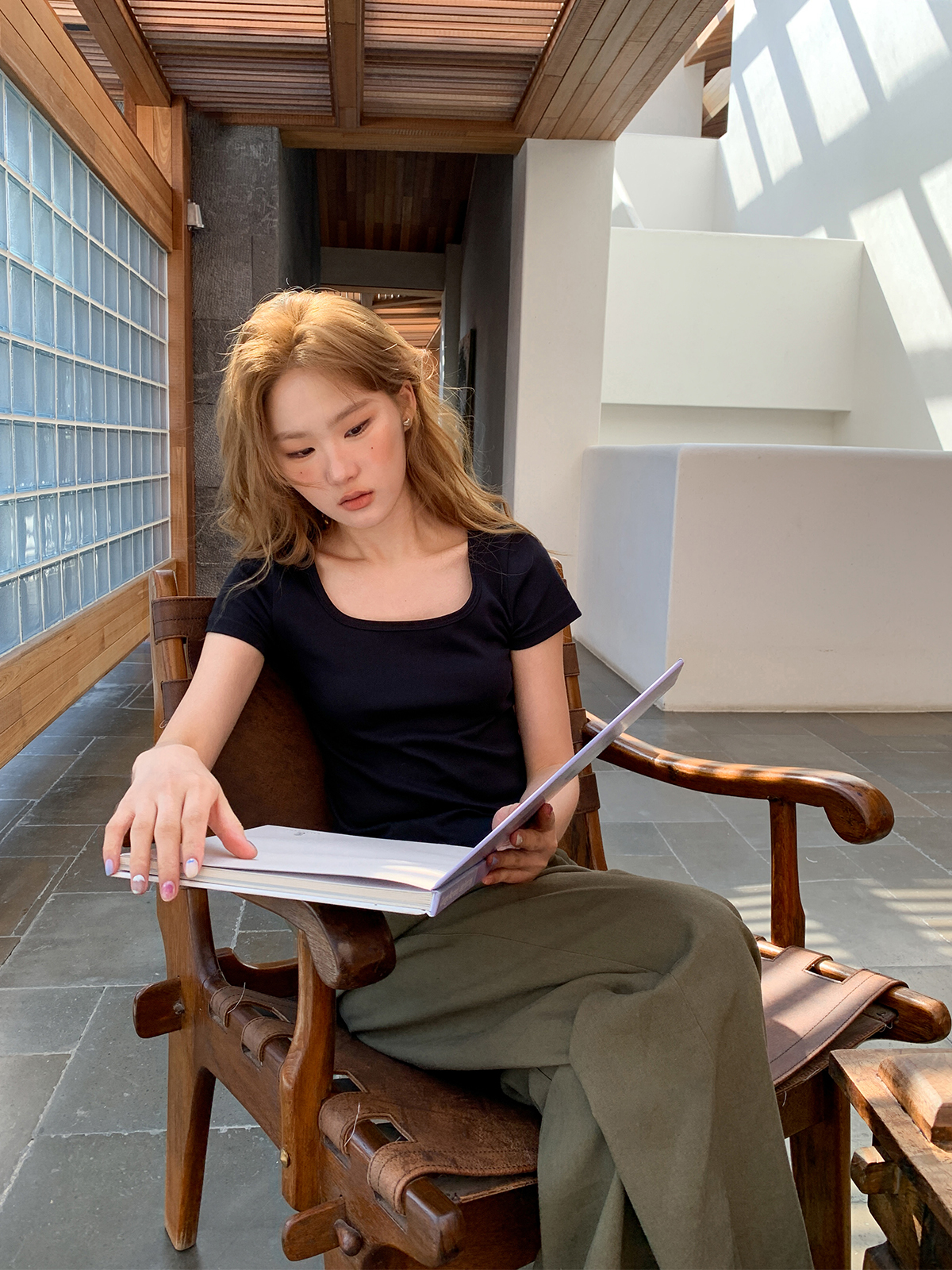 Square Neck Fitted Short Sleeve T-Shirt for Women - Solid Color Slim Fit Summer 2025 Top, Flattering Shoulder Style Square Neck Fitted Short Sleeve T-Shirt for Women - Solid Color Slim Fit Summer 2025 Top, Flattering Shoulder Style