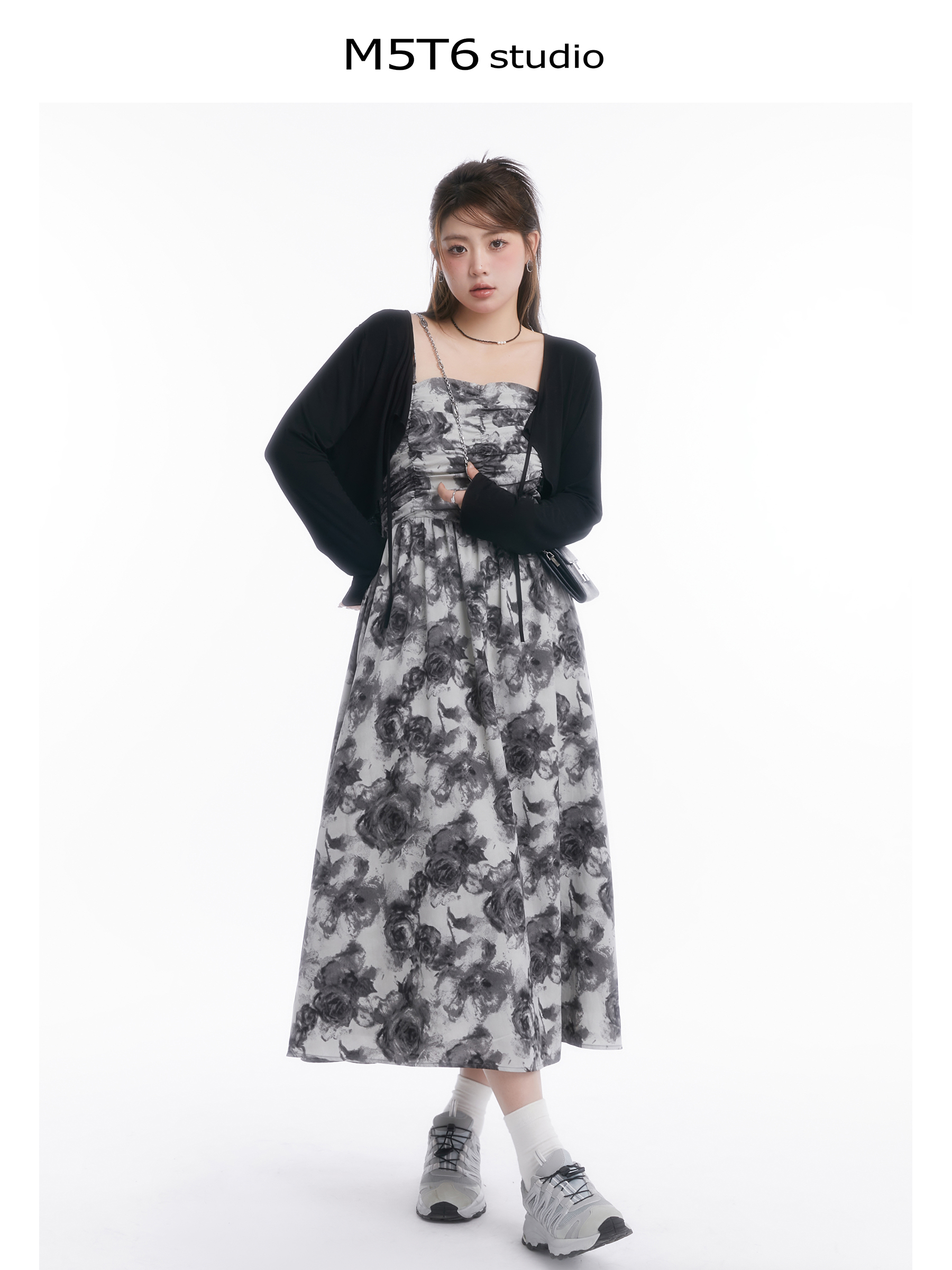 Strapless Mid-Summer Bloom Ink Wash Long Dress - Curvy Fit, Waist-Defining, Sexy Backless Style, Perfect for Summer Events Strapless Mid-Summer Bloom Ink Wash Long Dress - Curvy Fit, Waist-Defining, Sexy Backless Style, Perfect for Summer Events