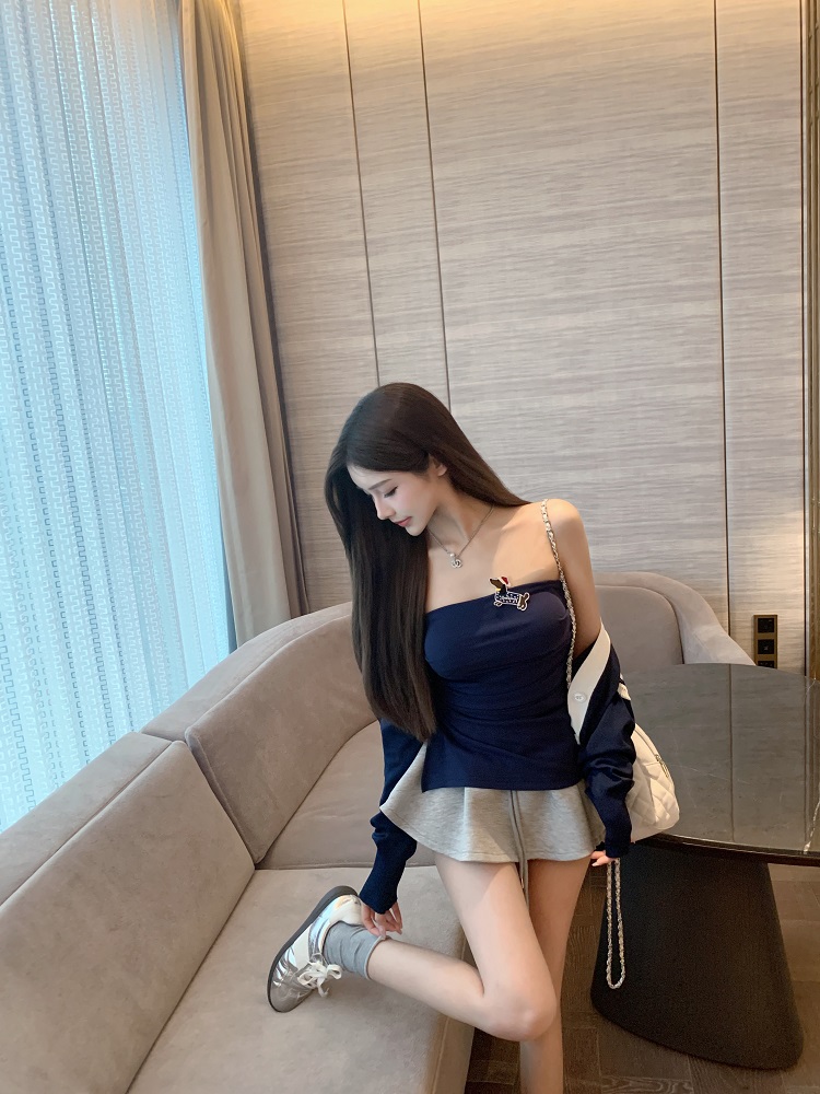 Strapless Pleated Irregular Tank Top - Waist-Defining Design for Y2K Fashion & Internet Celebrity Style Strapless Pleated Irregular Tank Top - Waist-Defining Design for Y2K Fashion & Internet Celebrity Style