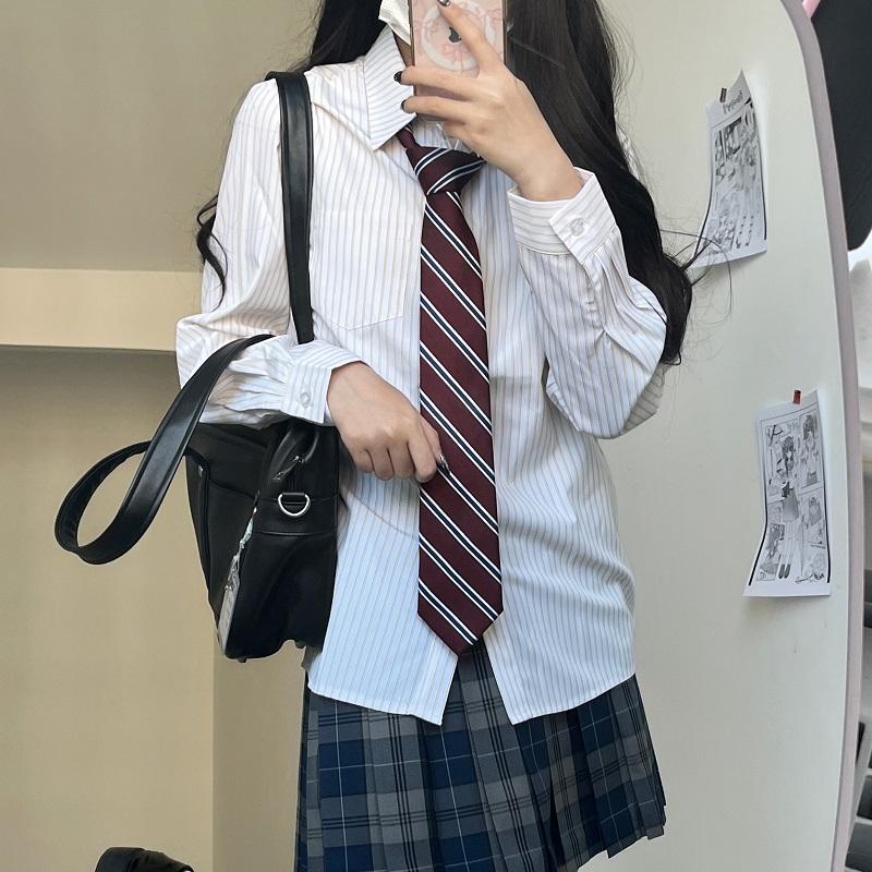 Striped Short-Sleeve Japanese College-Style White Shirt - Loose High-End Summer Top for Women - Trendy Casual Wear Striped Short-Sleeve Japanese College-Style White Shirt - Loose High-End Summer Top for Women - Trendy Casual Wear