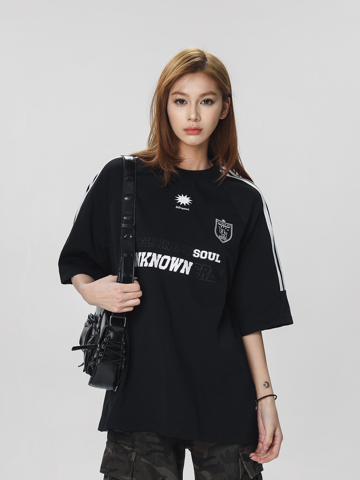 Striped Short Sleeve T-Shirt for Women - Casual American Sports Style, Loose Fit Summer Top for Couples Striped Short Sleeve T-Shirt for Women - Casual American Sports Style, Loose Fit Summer Top for Couples