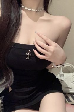 Striped Strapless Camisole for Women - Sexy Slim Fit Short Top, Perfect for 90s and Y2K Style Outfits