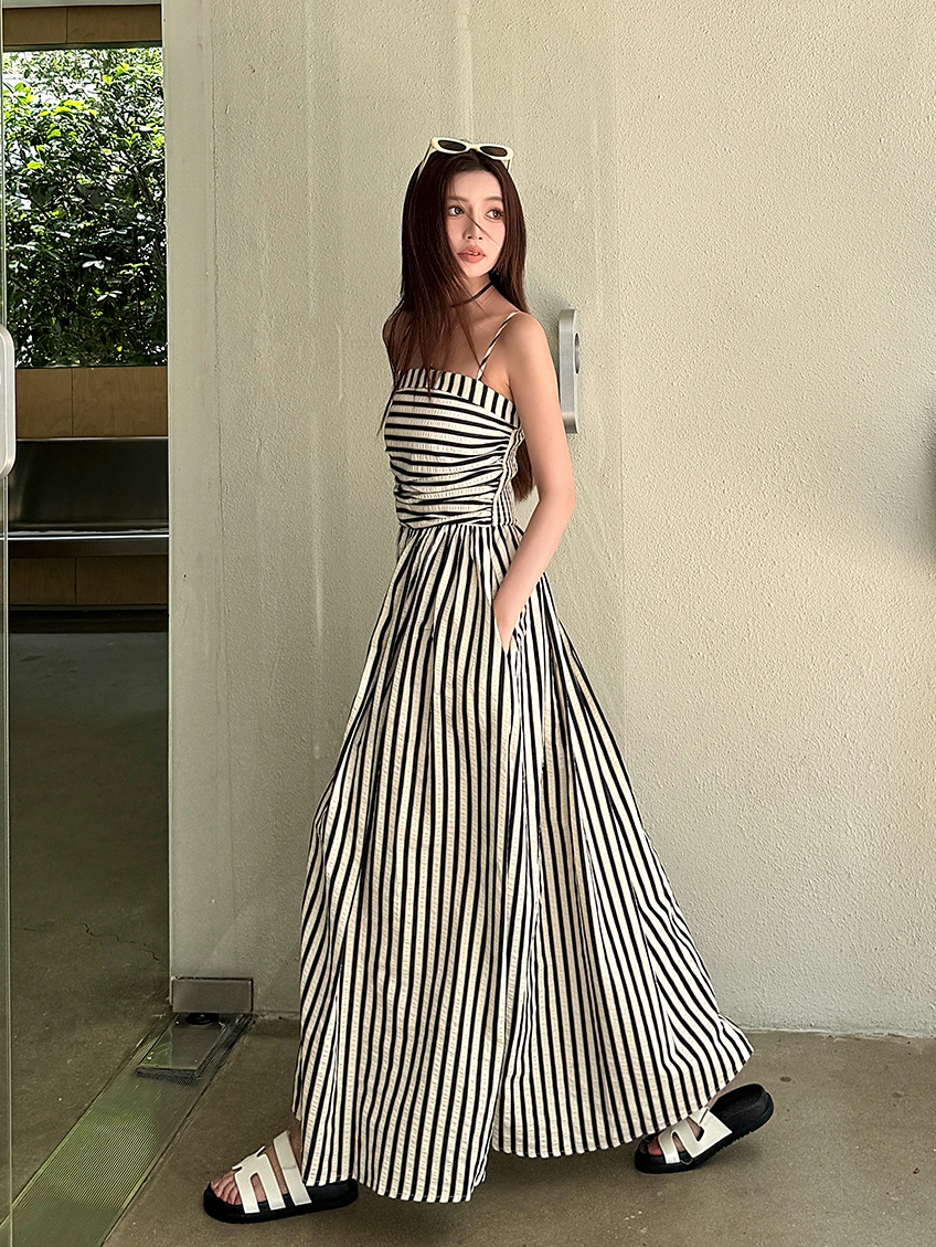 Striped Strapless Off-Shoulder Vacation Dress - Lightweight A-Line Long Dress with Black and White Vertical Stripes, Summer Style Striped Strapless Off-Shoulder Vacation Dress - Lightweight A-Line Long Dress with Black and White Vertical Stripes, Summer Style