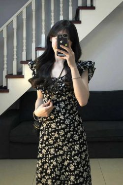 Stunning Black Floral Midi Dress with Cap Sleeves - 2025 Summer Date Night French Tea-Length Style