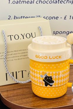 Stylish Ceramic Travel Coffee Cup with Lid - Unique Design, High-Quality Tea Mug for Women, Ideal Gift for Coffee Lovers