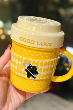Stylish Ceramic Travel Coffee Cup with Lid - Unique Design, High-Quality Tea Mug for Women, Ideal Gift for Coffee Lovers