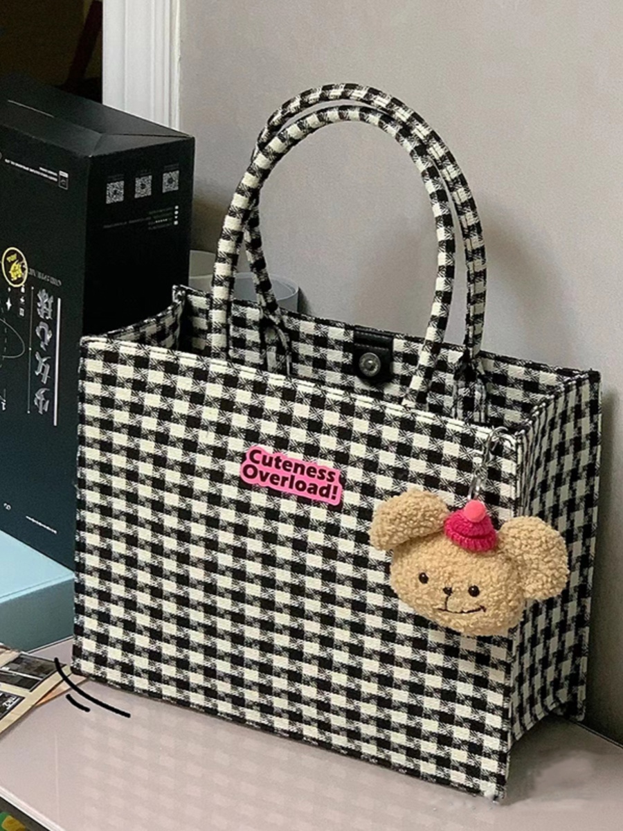 Stylish Checkered Tote Bag - Large Capacity Shoulder Handbag for Work, College, and Daily Commuting Stylish Checkered Tote Bag - Large Capacity Shoulder Handbag for Work, College, and Daily Commuting