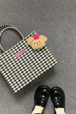 Stylish Checkered Tote Bag - Large Capacity Shoulder Handbag for Work, College, and Daily Commuting