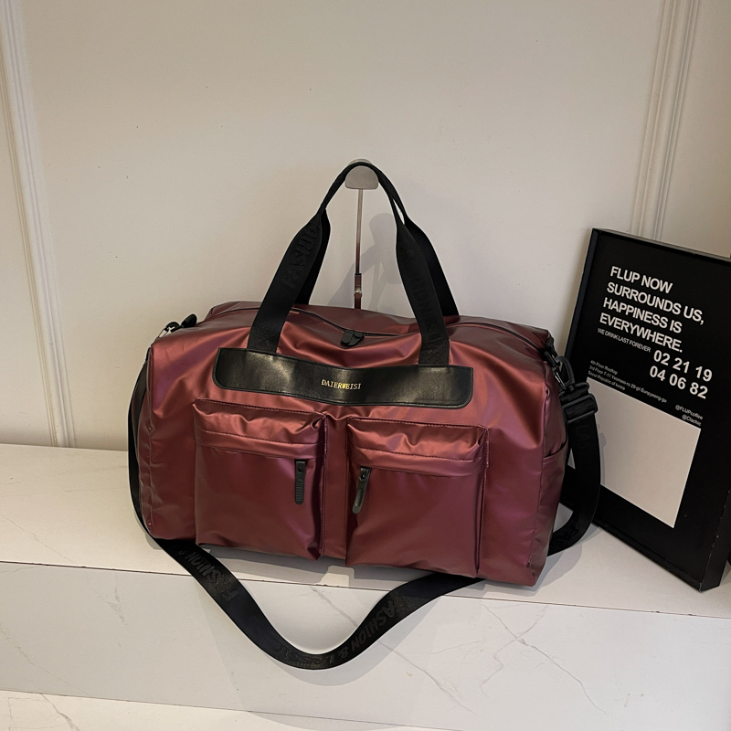 Stylish Lightweight Travel Bag for Women - Large Capacity Crossbody Handbag for Short-Distance, Sports, and Fitness Stylish Lightweight Travel Bag for Women - Large Capacity Crossbody Handbag for Short-Distance, Sports, and Fitness