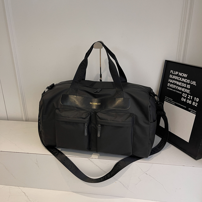 Stylish Lightweight Travel Bag for Women - Large Capacity Crossbody Handbag for Short-Distance, Sports, and Fitness Stylish Lightweight Travel Bag for Women - Large Capacity Crossbody Handbag for Short-Distance, Sports, and Fitness