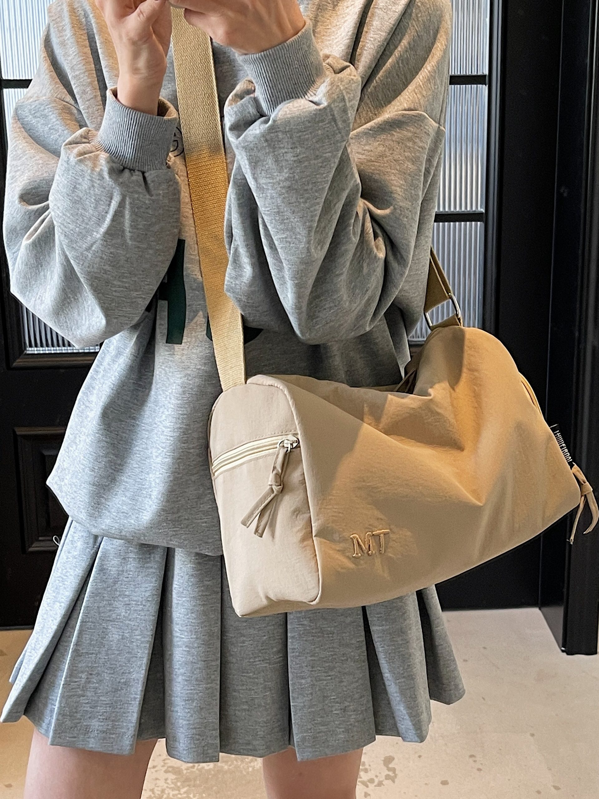 Stylish Lightweight Women's Short Trip Bag, Versatile Crossbody Luggage for Sports, Fitness, Yoga & Everyday Use Stylish Lightweight Women's Short Trip Bag, Versatile Crossbody Luggage for Sports, Fitness, Yoga & Everyday Use