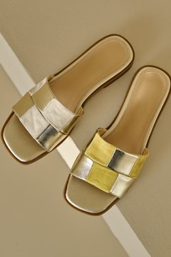 Stylish Women's Color-Block One-Strap Flat Sandals - Casual Slip-On Outdoor Slippers for Effortless Summer Style