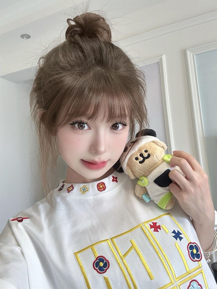 Summer 2025 Women's American Hip-Hop Style Embroidered Short Sleeve T-Shirt - Trendy Couple Streetwear Top Summer 2025 Women's American Hip-Hop Style Embroidered Short Sleeve T-Shirt - Trendy Couple Streetwear Top