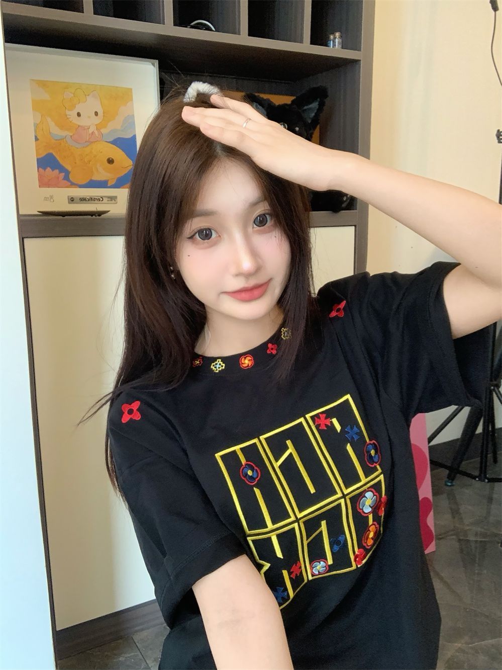 Summer 2025 Women's American Hip-Hop Style Embroidered Short Sleeve T-Shirt - Trendy Couple Streetwear Top Summer 2025 Women's American Hip-Hop Style Embroidered Short Sleeve T-Shirt - Trendy Couple Streetwear Top