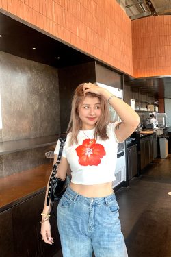 Summer 2025 Women's Big Red Floral Printed T-Shirt - Versatile Round Neck Short Sleeve Loose Top in Y2K Style