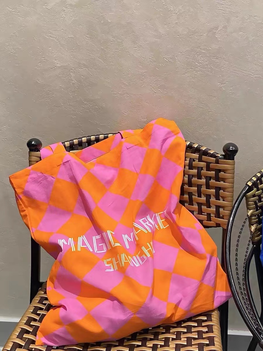 Summer Canvas Tote Bag with Pink Orange Diamond Pattern - Large Capacity Fashion Commute Bag for Magic Market Style Summer Canvas Tote Bag with Pink Orange Diamond Pattern - Large Capacity Fashion Commute Bag for Magic Market Style