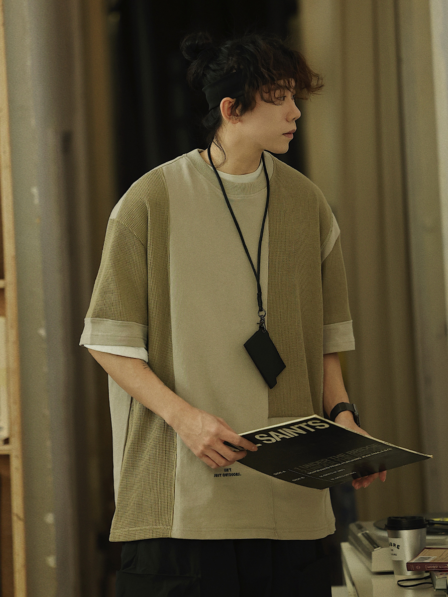 Summer Color-Blocking Design Round Neck Short Sleeve T-Shirt for Men - Trendy Casual Style, Perfect for 90s Aesthetic Fashion Summer Color-Blocking Design Round Neck Short Sleeve T-Shirt for Men - Trendy Casual Style, Perfect for 90s Aesthetic Fashion