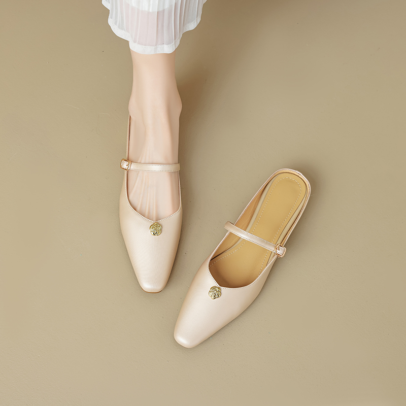 Summer Fashion Camellia Buckle Strap Sandals for Women - Low-Heeled Mules & Half Slippers Summer Fashion Camellia Buckle Strap Sandals for Women - Low-Heeled Mules & Half Slippers