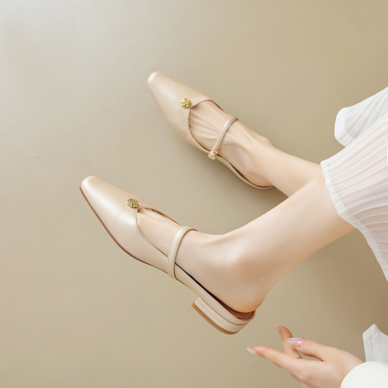 Summer Fashion Camellia Buckle Strap Sandals for Women - Low-Heeled Mules & Half Slippers Summer Fashion Camellia Buckle Strap Sandals for Women - Low-Heeled Mules & Half Slippers