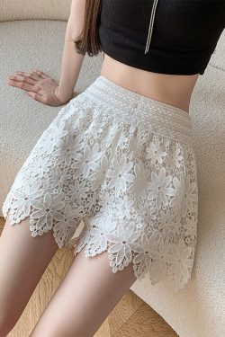 Summer Floral Embroidery Hollow Lace Wide-Leg Short Skirt with Elastic Waist for Beach Vacation Outerwear