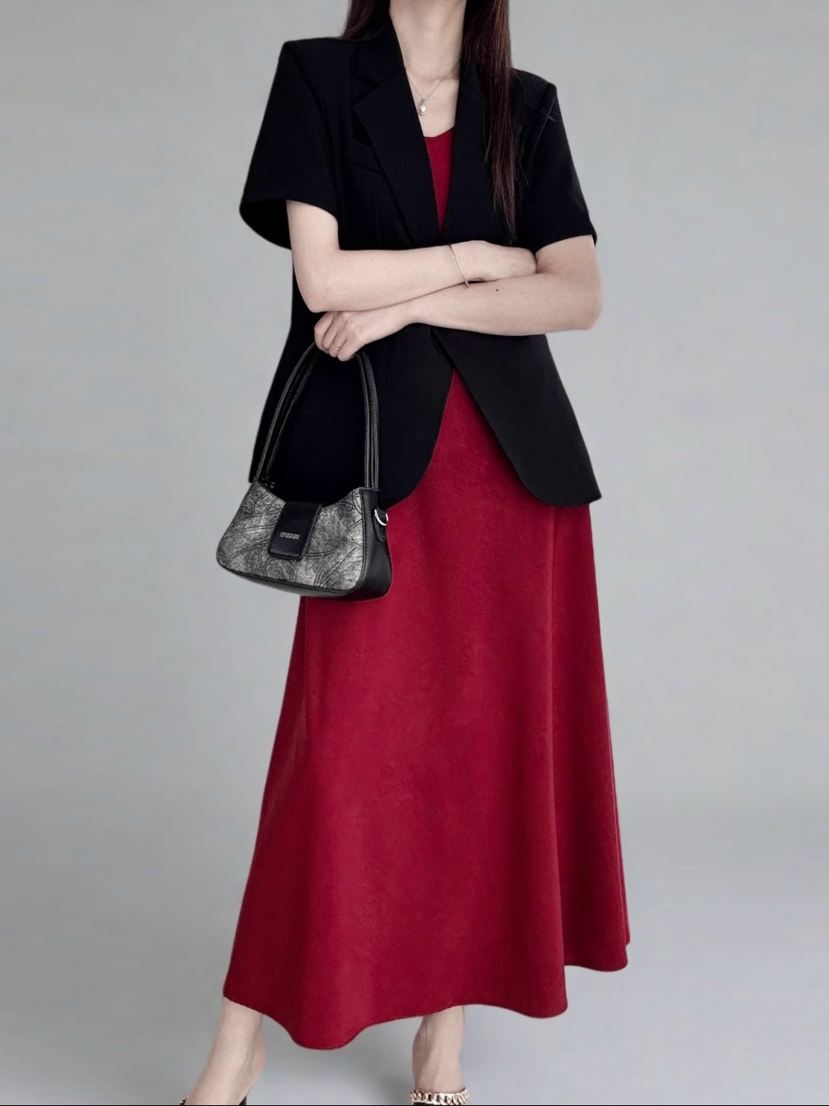 Summer Floral Satin Slip Dress, Women's Mid-Length V-Neck Long Dress in Imitation Acetate – Elegant 90s Style Summer Floral Satin Slip Dress, Women's Mid-Length V-Neck Long Dress in Imitation Acetate – Elegant 90s Style