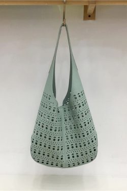 Summer French Hollow Carved Tote Bag - Large Capacity Versatile Commuter Shoulder Bag for Stylish Outings