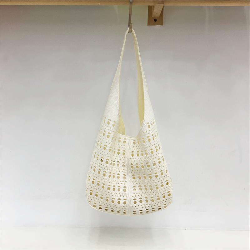 Summer French Hollow Carved Tote Bag - Large Capacity Versatile Commuter Shoulder Bag for Stylish Outings Summer French Hollow Carved Tote Bag - Large Capacity Versatile Commuter Shoulder Bag for Stylish Outings