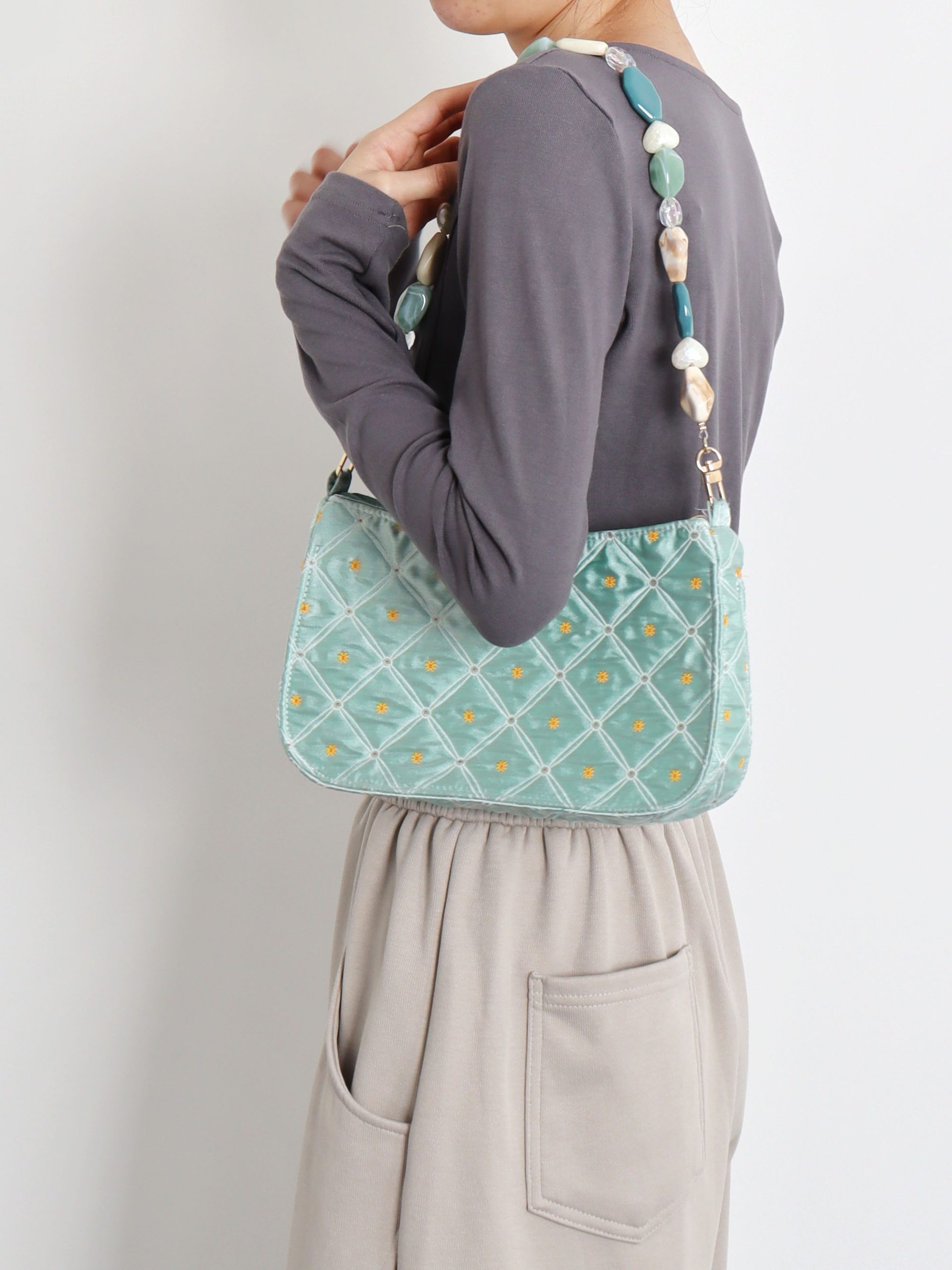 Summer Fresh Retro Green Beaded Crossbody Bag for Women - Artistic Texture Underarm Bag, Original Niche Design Summer Fresh Retro Green Beaded Crossbody Bag for Women - Artistic Texture Underarm Bag, Original Niche Design