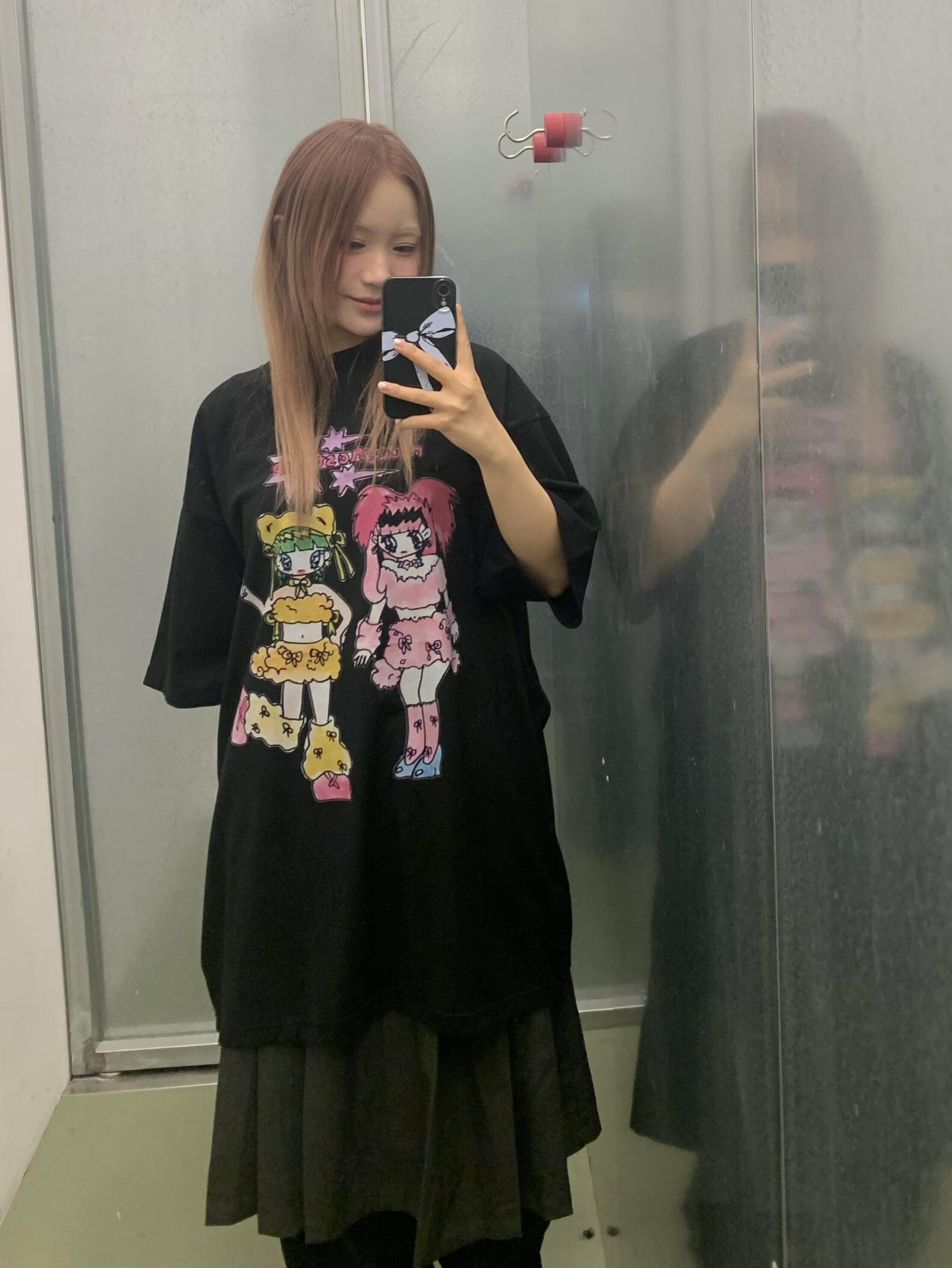 Summer Graffiti Artist Design Loose Fit Cotton Short Sleeve T-Shirt - Trendy Casual Wear for 90s and Y2K Style Summer Graffiti Artist Design Loose Fit Cotton Short Sleeve T-Shirt - Trendy Casual Wear for 90s and Y2K Style