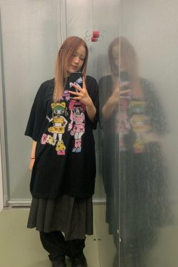 Summer Graffiti Artist Design Loose Fit Cotton Short Sleeve T-Shirt - Trendy Casual Wear for 90s and Y2K Style