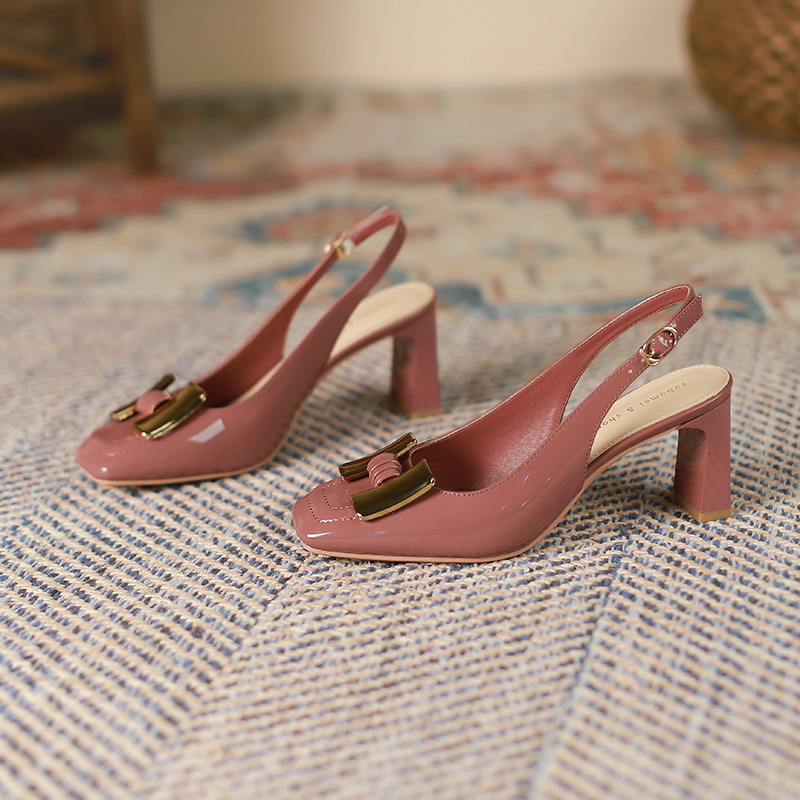 Summer Italian-Style Chunky Heel Soft Sole Shoes with Metal Buckle – Comfortable Shallow Mouth Square Toe Design Summer Italian-Style Chunky Heel Soft Sole Shoes with Metal Buckle – Comfortable Shallow Mouth Square Toe Design