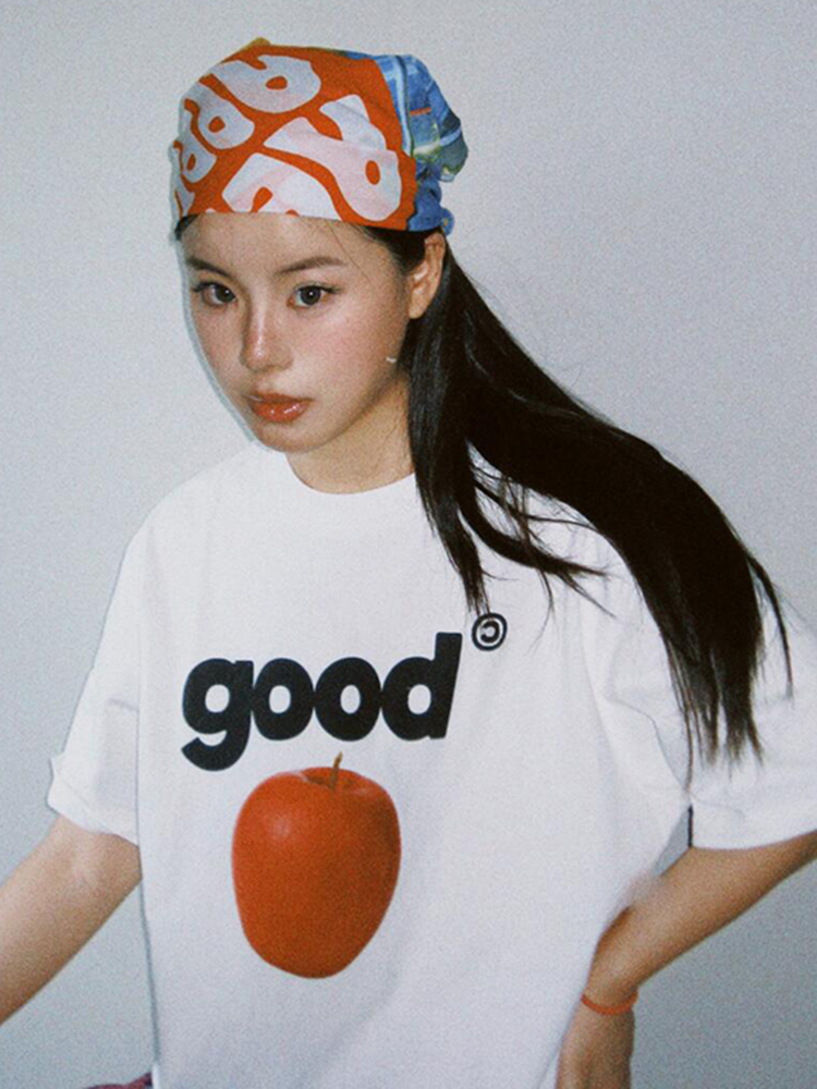 Summer Oversized Apple Print T-Shirt for Women - Casual Round Neck Heavyweight Short Sleeve Top, American Style Fashion Summer Oversized Apple Print T-Shirt for Women - Casual Round Neck Heavyweight Short Sleeve Top, American Style Fashion