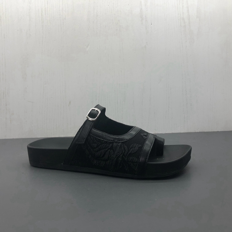 Summer Retro Open-Toe Flat Slippers for Women - Lightweight Ethnic Style Casual Footwear Summer Retro Open-Toe Flat Slippers for Women - Lightweight Ethnic Style Casual Footwear